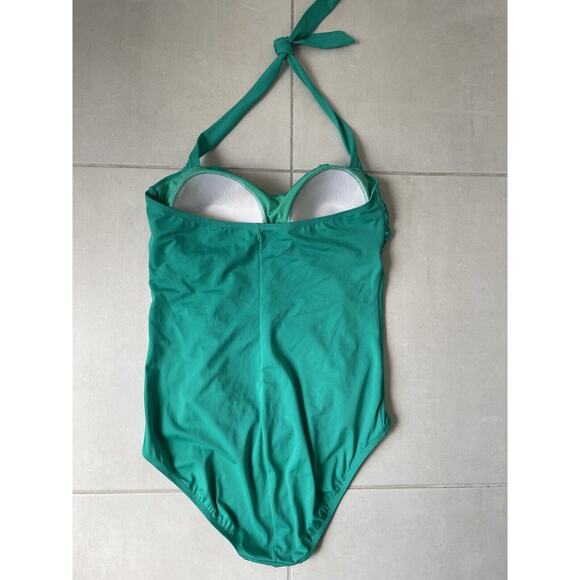 Jantzen Green One Piece Swimsuit - Picture 6 of 8